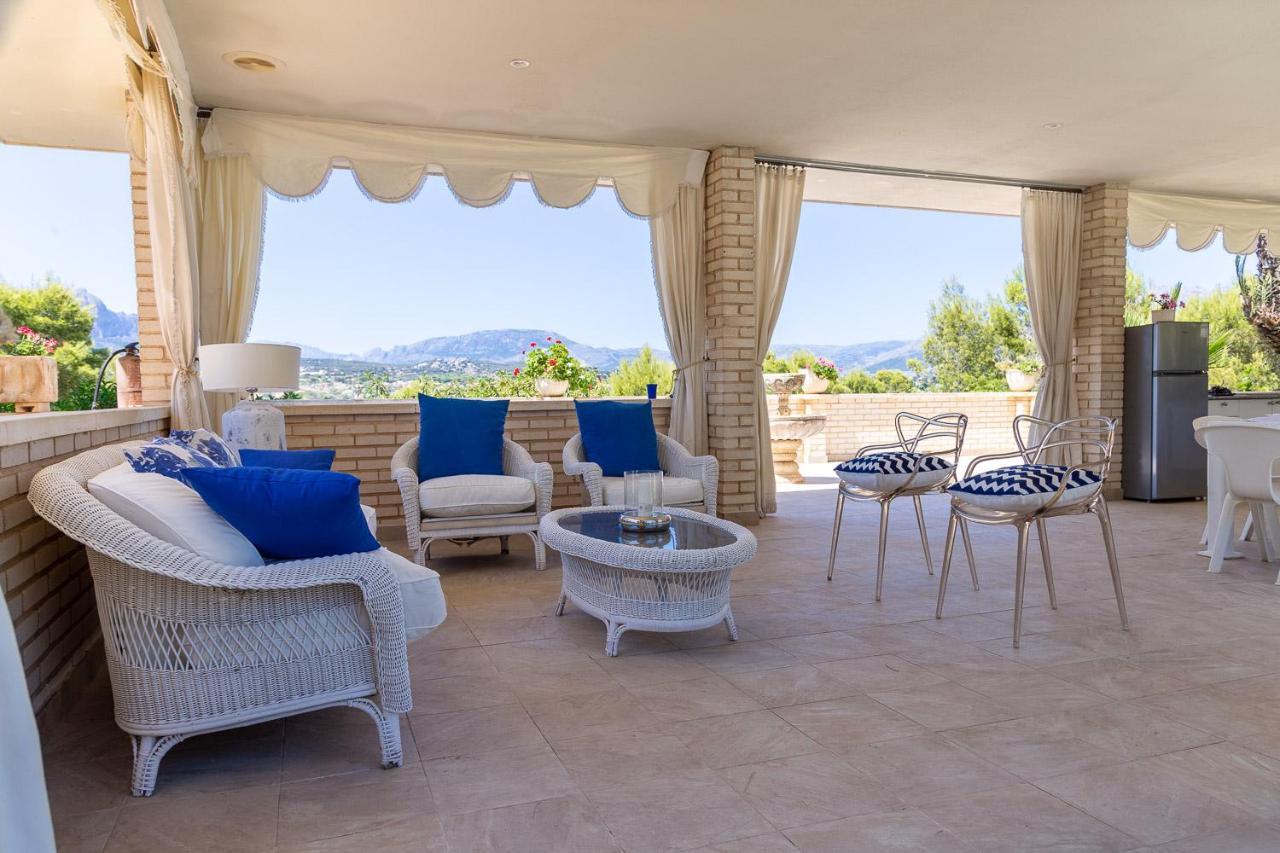 Villa Aldar El Albir Exterior photo